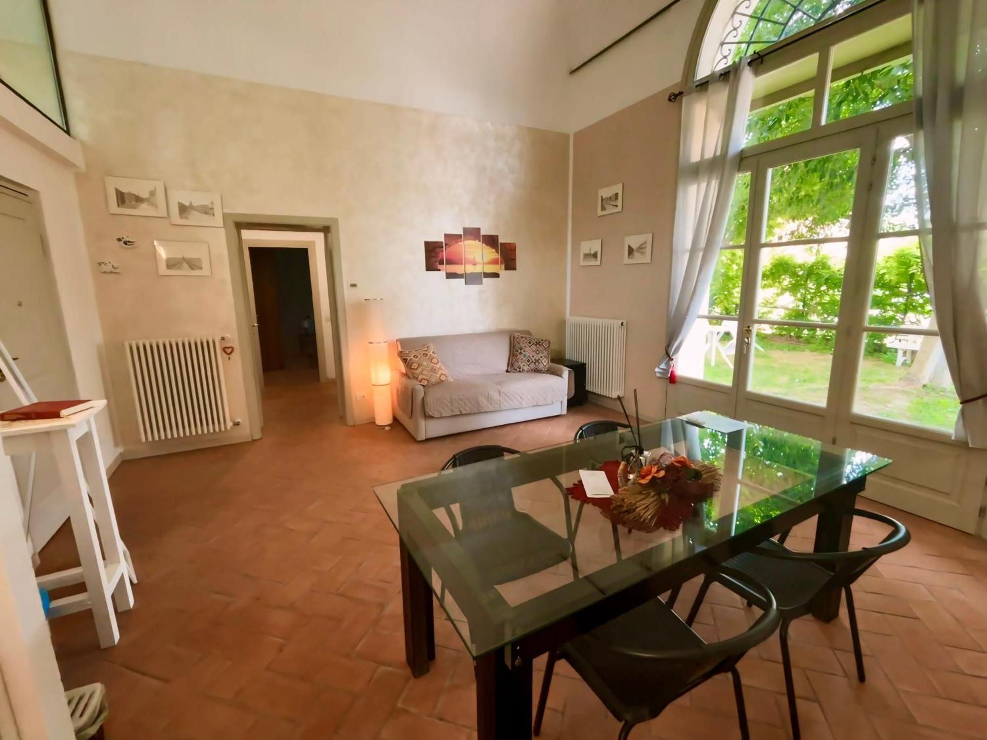 Intero Appartamento Con Giardino In Palazzo Del 1600 坎波加利亚诺 外观 照片